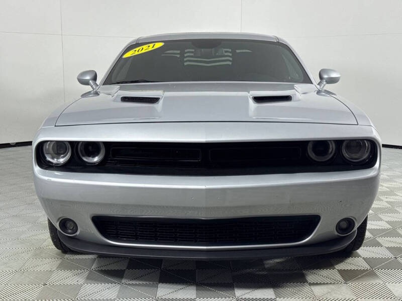 2021 Dodge Challenger SXT