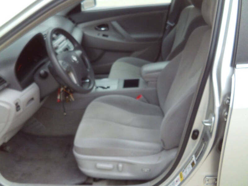 2009 Toyota Camry LE