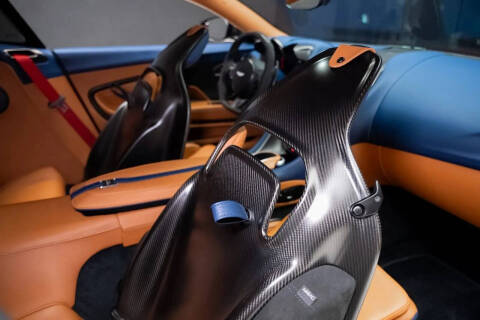 2023 Aston Martin DBS