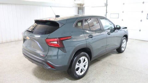 2025 Chevrolet Trax LS