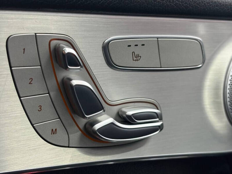 2019 Mercedes-Benz GLC GLC 300 4MATIC