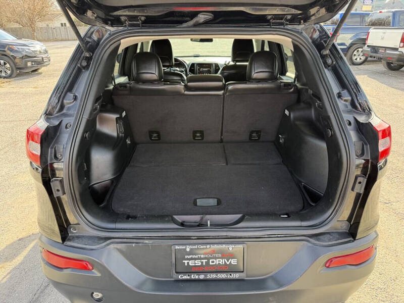 2018 Jeep Cherokee Latitude Plus