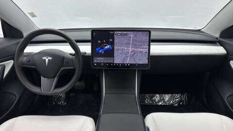 2020 Tesla Model 3 Standard Range