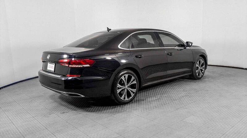 2022 Volkswagen Passat SE