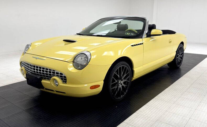 2002 Ford Thunderbird Deluxe