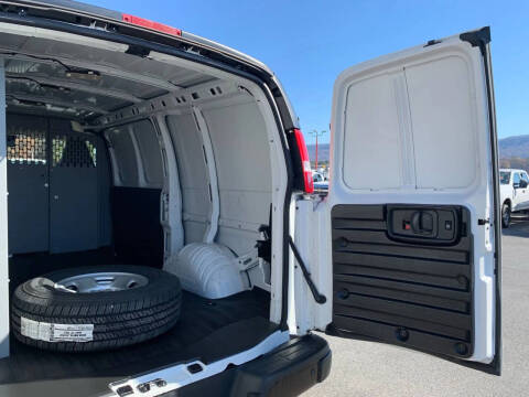 2021 Chevrolet Express 2500