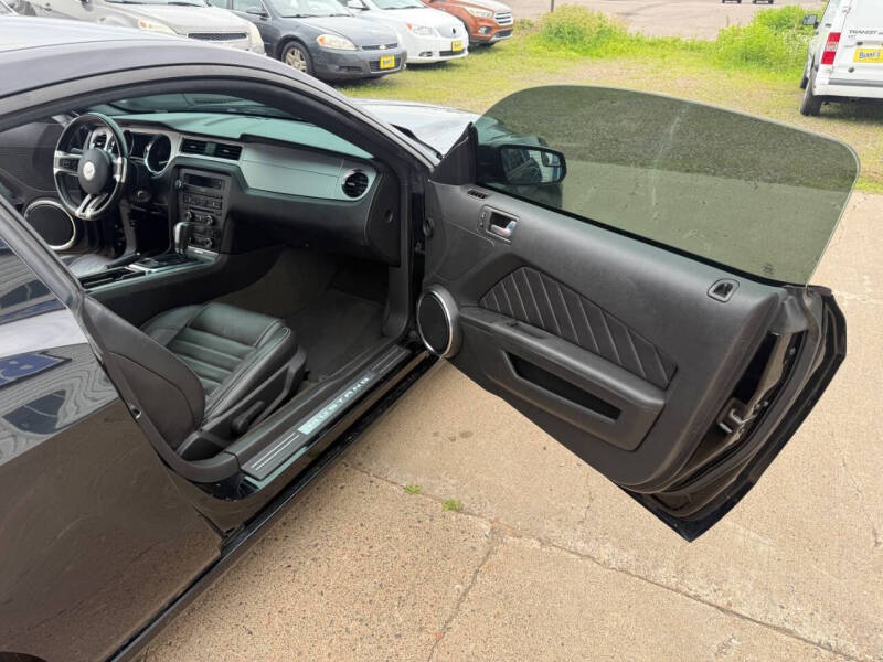 2013 Ford Mustang V6