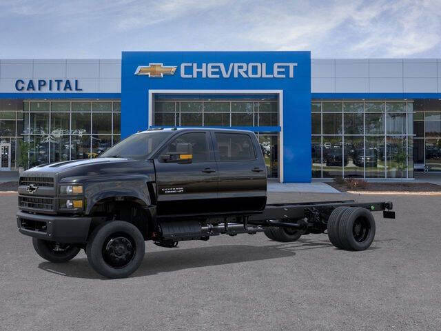 2025 Chevrolet Silverado 5500HD