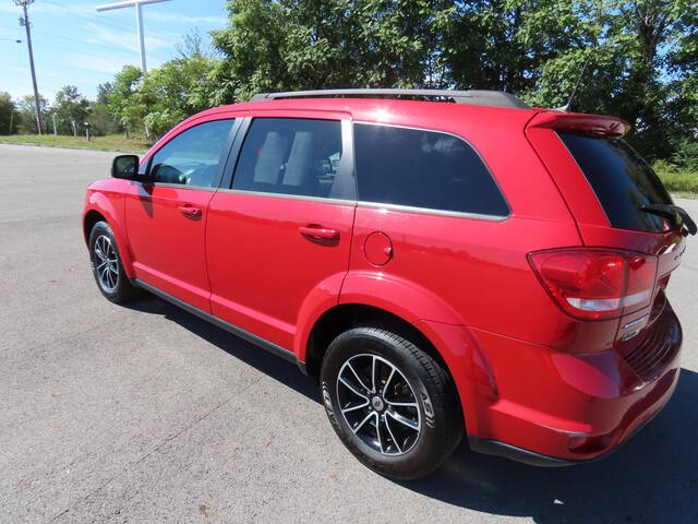 2019 Dodge Journey for sale at Modern Automotive Group LLC in Lafayette, TN