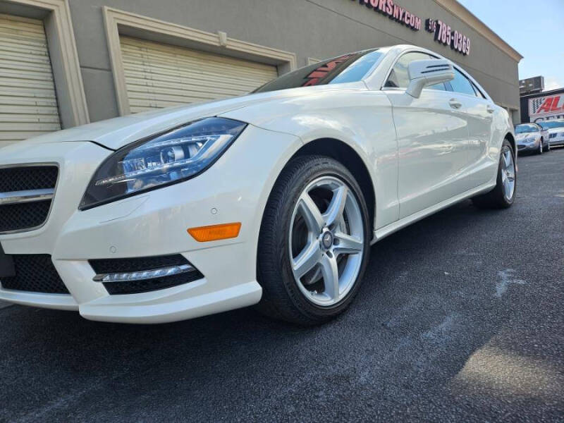 2014 Mercedes-Benz CLS-Class CLS550 photo 32