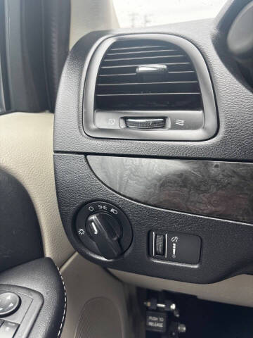 2016 Dodge Grand Caravan SXT