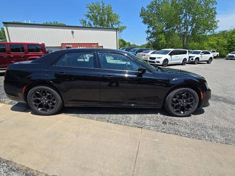 2021 Chrysler 300 Touring