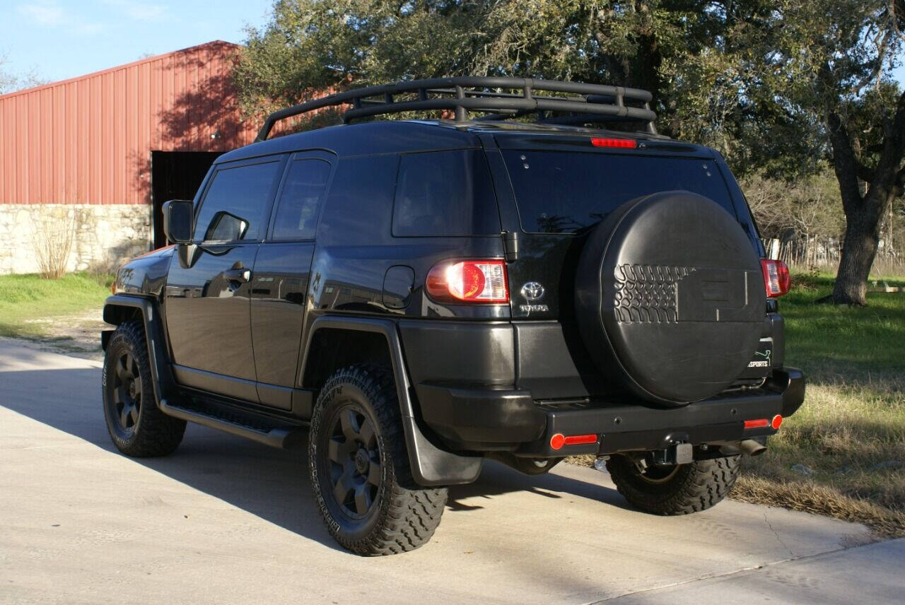 2007 Toyota FJ Cruiser for sale at 4.0 Motorsports in Austin, TX