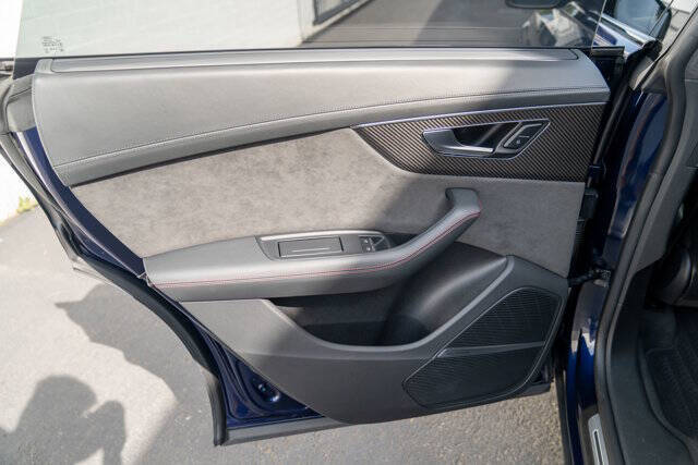2020 Audi RS Q8 37