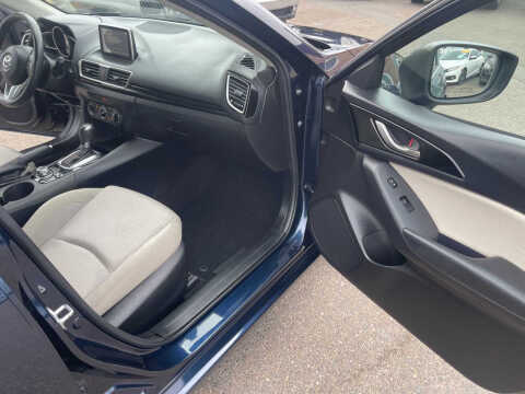 2015 Mazda MAZDA3 i Touring