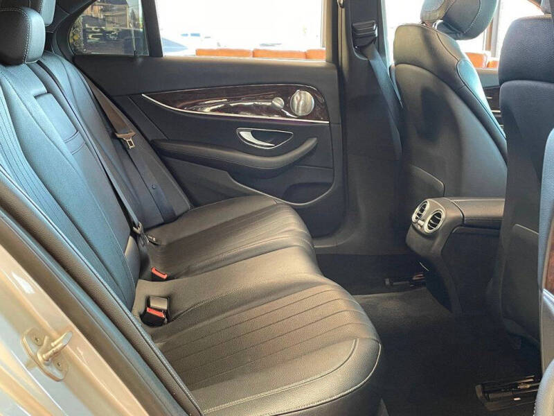 2017 Mercedes-Benz E-Class E 300 4MATIC