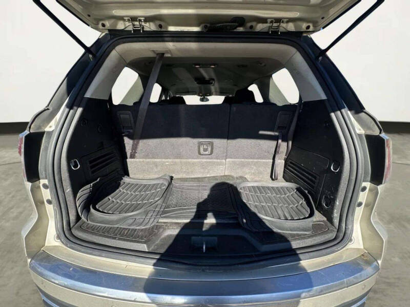 2013 GMC Acadia SLE-1