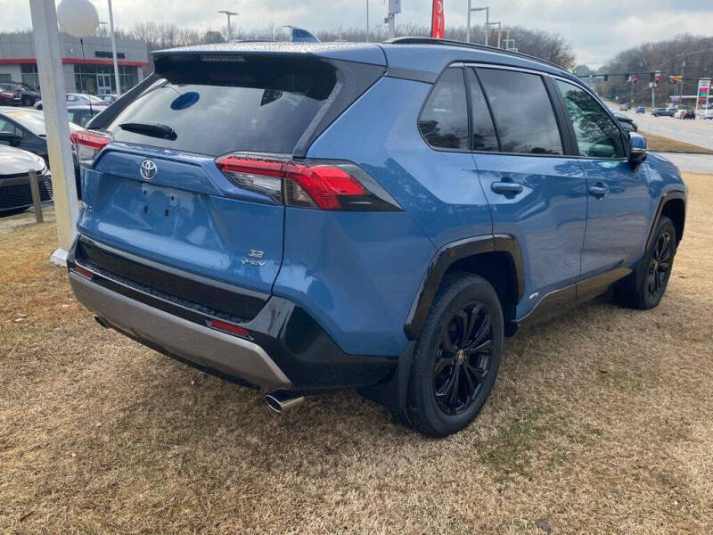 2025 Toyota RAV4 Hybrid SE