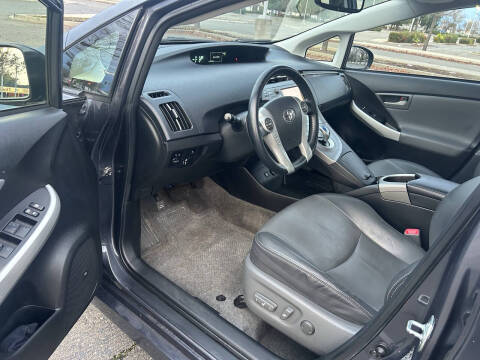 2013 Toyota Prius One