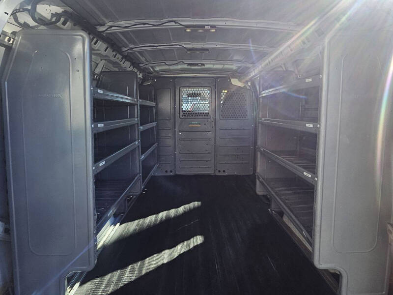 2015 GMC Savana 2500