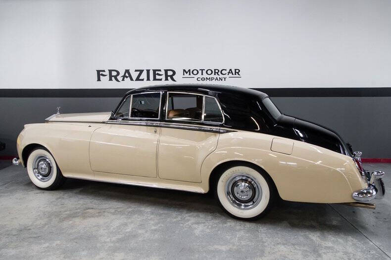 1961 Rolls-Royce SILVER CLOUD LWB