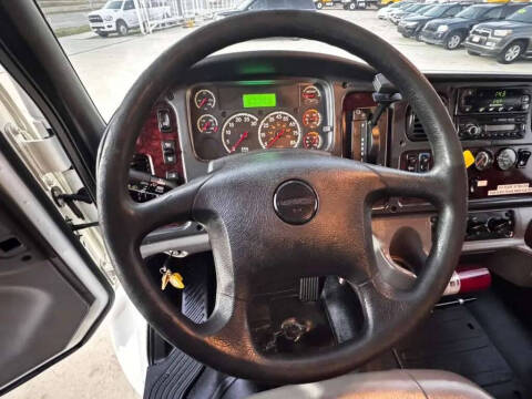 2017 Freightliner M2 106