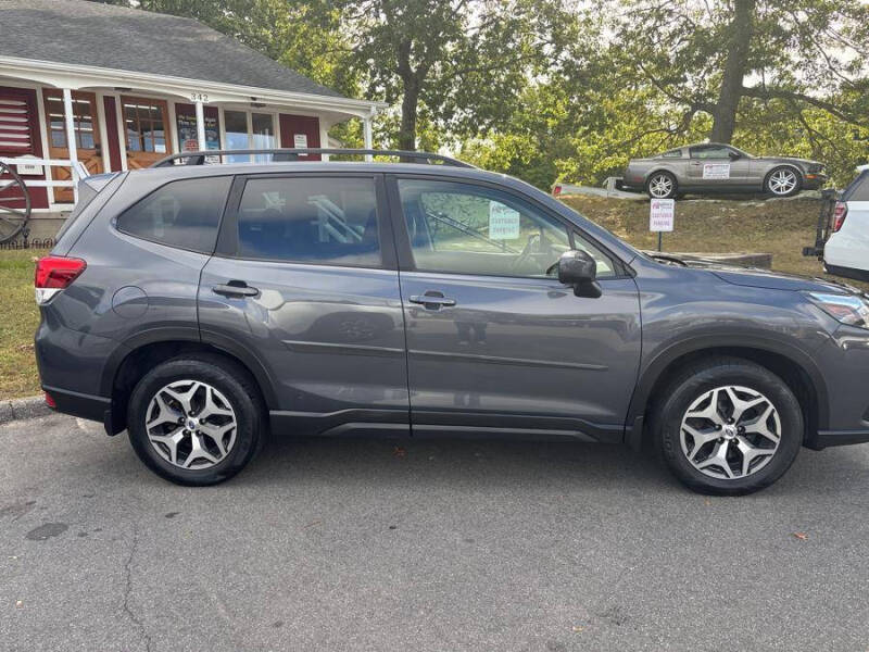 2022 Subaru Forester Premium