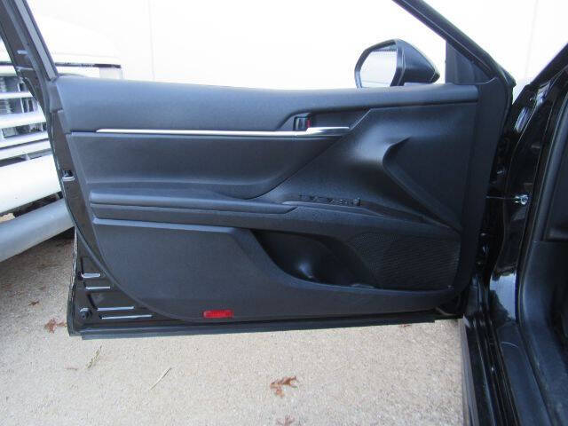 2023 Toyota Camry SE Nightshade