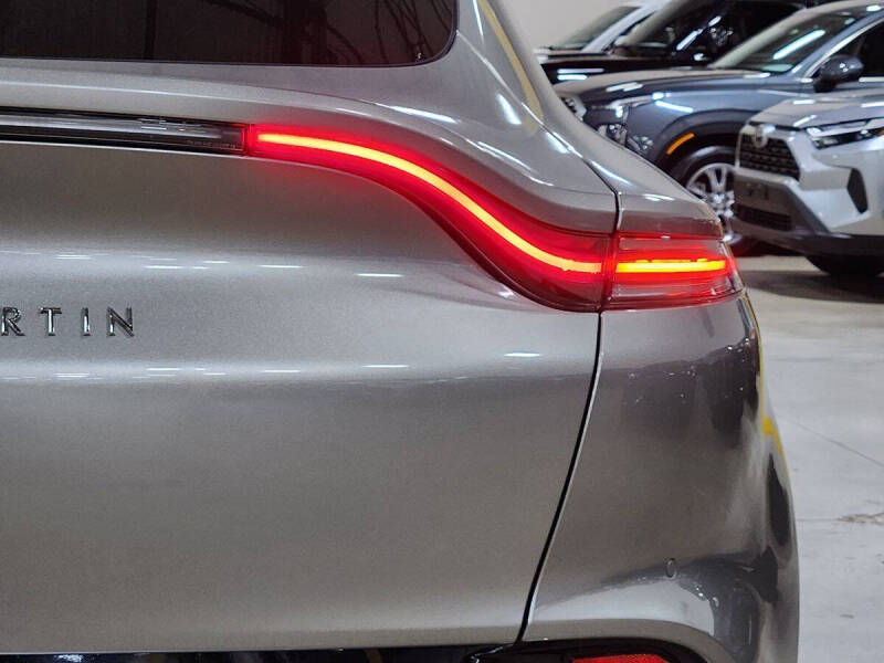 2023 Aston Martin DBX