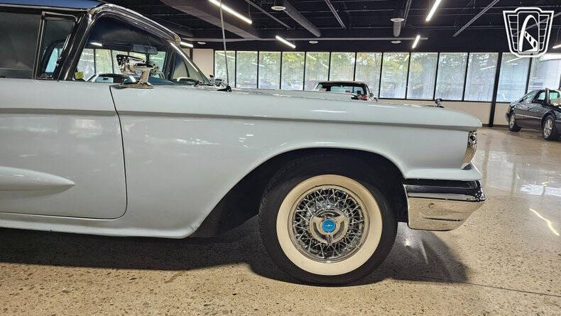 1960 Ford Thunderbird