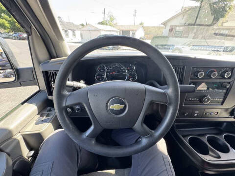 2021 Chevrolet Express 2500