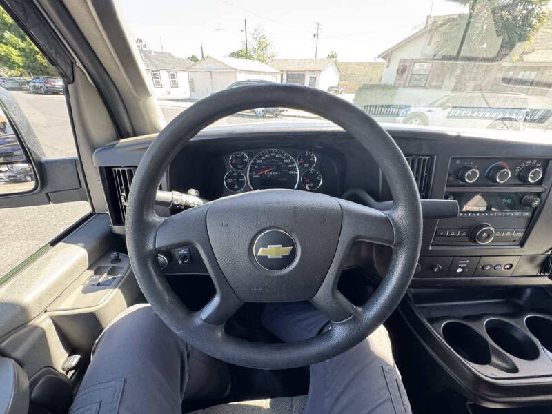 2021 Chevrolet Express 2500