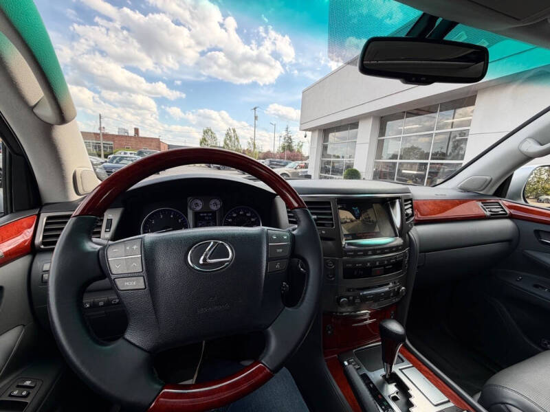 2008 Lexus LX 570