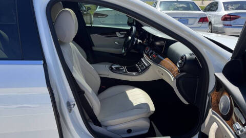 2017 Mercedes-Benz E-Class E 300 4MATIC
