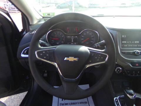 2017 Chevrolet Cruze LT Auto