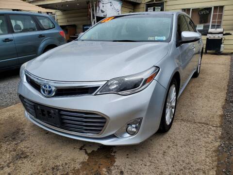 2013 Toyota Avalon Hybrid for sale at Auto Town Used Cars in Morgantown WV