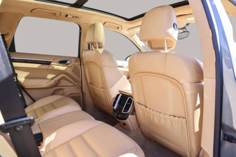 2016 Porsche Cayenne