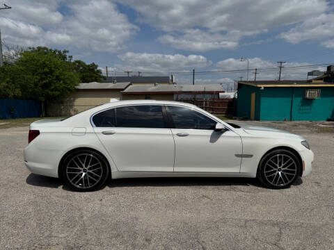 2013 BMW 7 Series 740Li