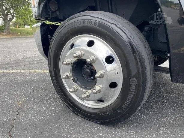 2021 Chevrolet Silverado 5500HD
