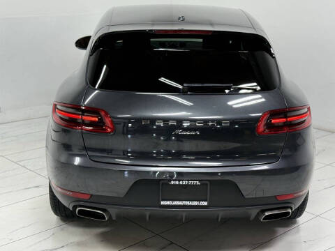 2017 Porsche Macan