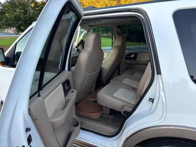 2004 Ford Expedition Eddie Bauer