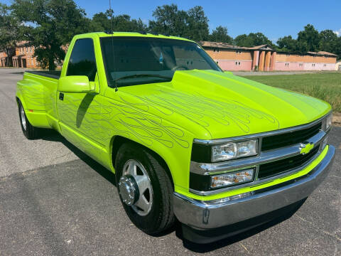 1998 Chevrolet C/K 3500 Series for sale at SPEEDWAY MOTORS in Alexandria LA