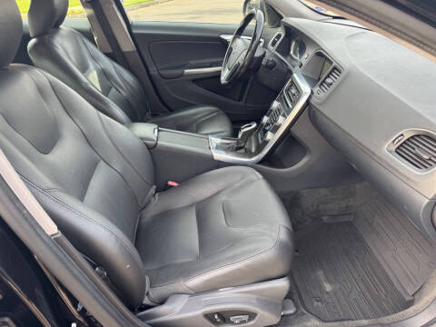 2016 Volvo V60 T5 Drive-E Premier