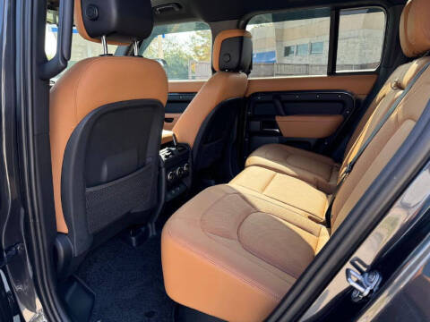 2023 Land Rover Defender 110 V8