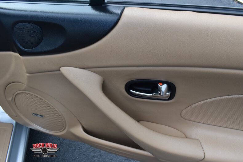 2002 Mazda MX-5 Miata