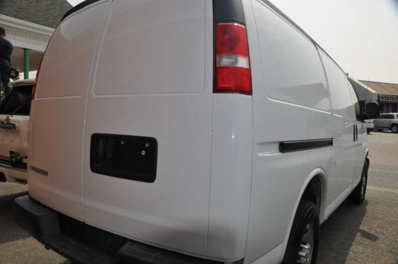 2017 Chevrolet Express 2500