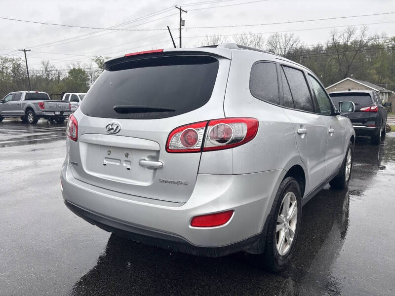 2011 Hyundai Santa Fe SE