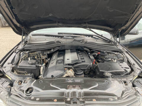 2004 BMW 5 Series 530i