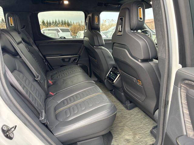 2022 Rivian R1T Adventure