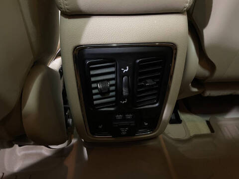 2019 Jeep Grand Cherokee Overland